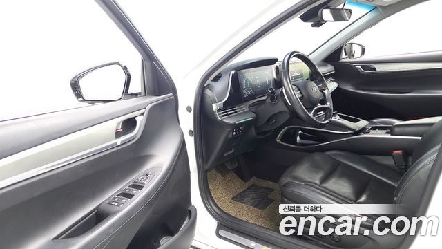 Hyundai Grandeur 2023 — photo 11