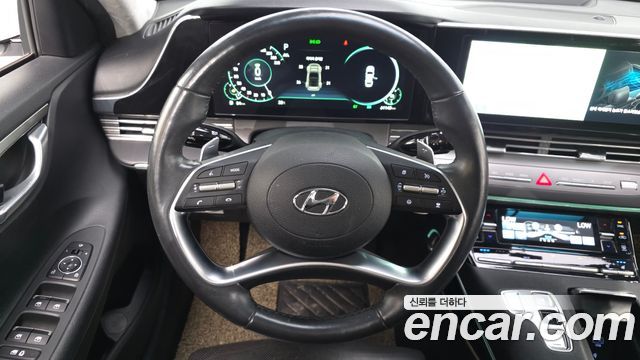 Hyundai Grandeur 2023 — photo 13