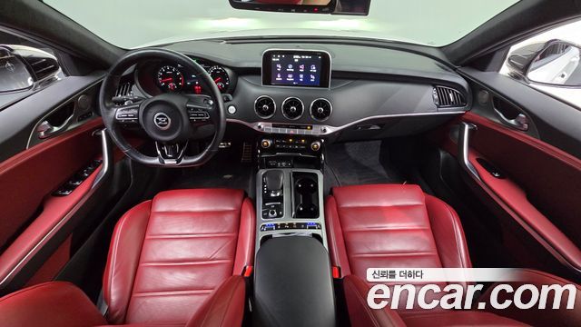 Kia Stinger 2018 — photo 10