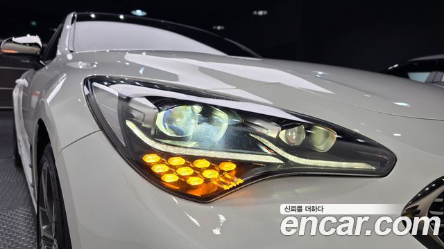 Kia Stinger 2018 — photo 8