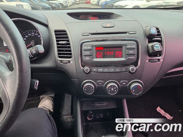 Kia K3 2017 — photo 10