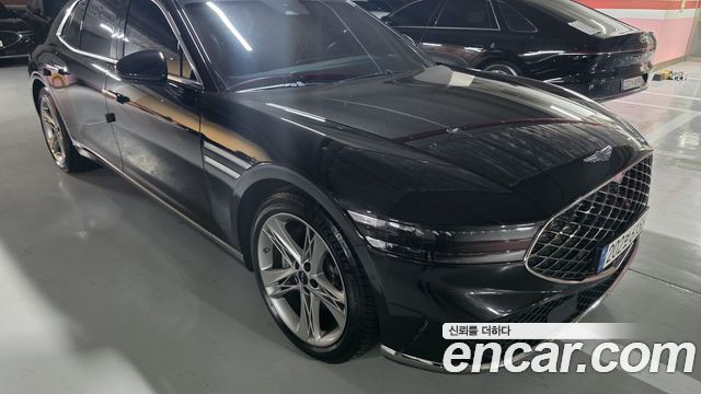 Genesis G90 2022 — photo 1