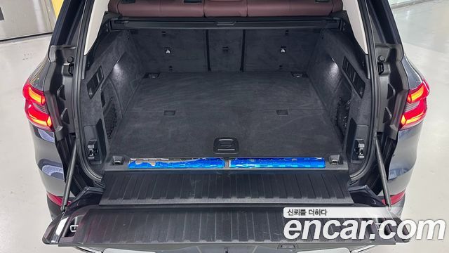 BMW X5 2021 — photo 20