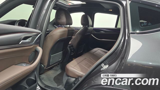 BMW X4 2023 — photo 17