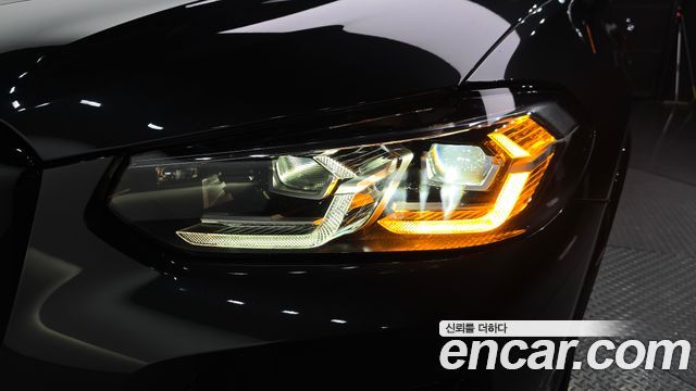 BMW X4 2023 — photo 8