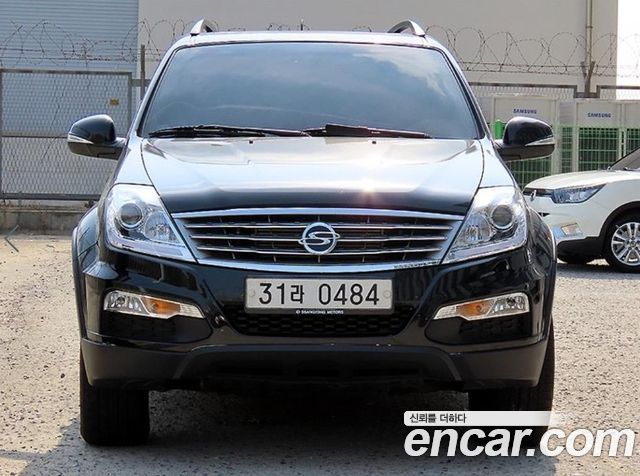 KG Mobility Rexton 2015 — photo 2