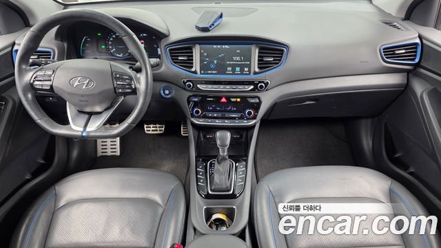Hyundai Ioniq 2016 — photo 10