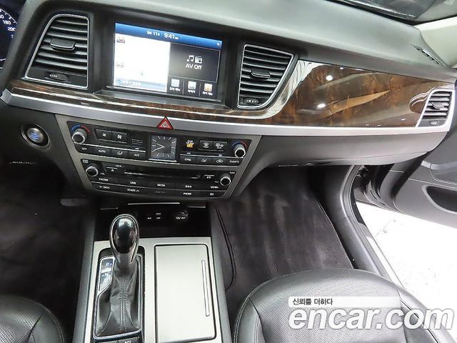 Hyundai Genesis 2016 — photo 9