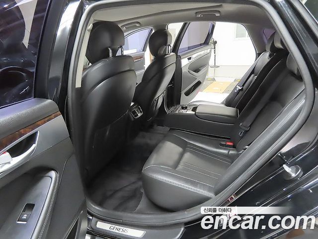 Hyundai Genesis 2016 — photo 10