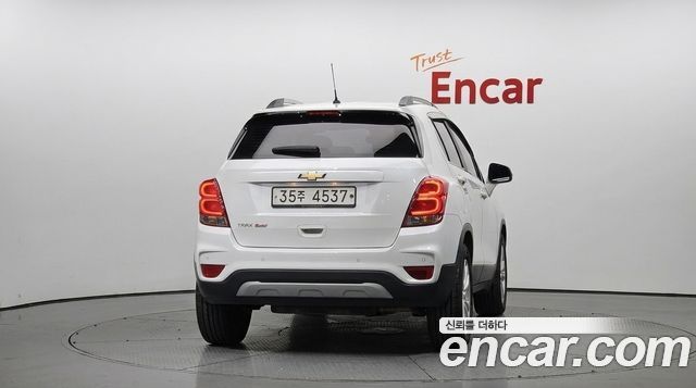 Chevrolet Korea Trax 2017 — photo 4