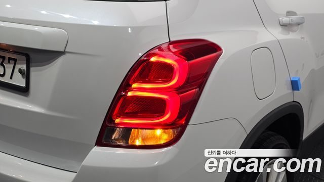 Chevrolet Korea Trax 2017 — photo 9
