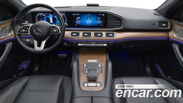 Mercedes-Benz GLE-Class 2021 — photo 7