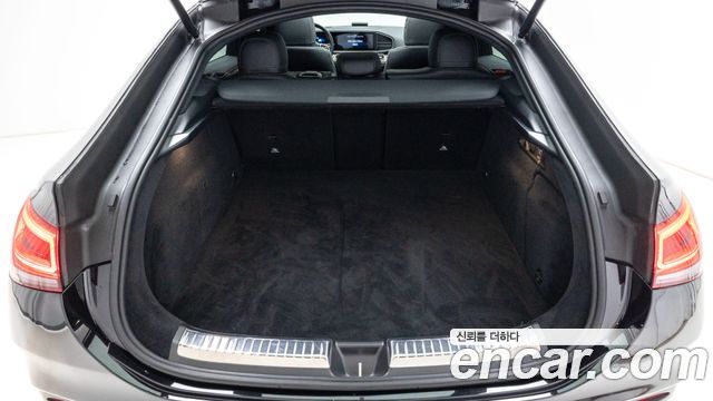 Mercedes-Benz GLE-Class 2021 — photo 11