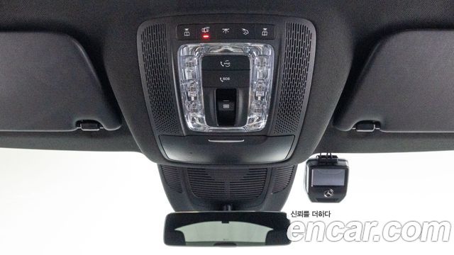 Mercedes-Benz GLE-Class 2021 — photo 17