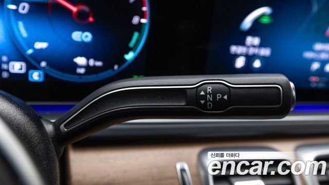 Mercedes-Benz GLE-Class 2021 — photo 19