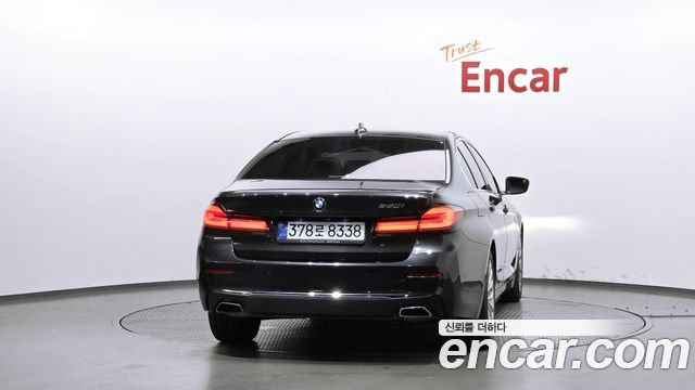 BMW 5-Series 2021 — photo 4