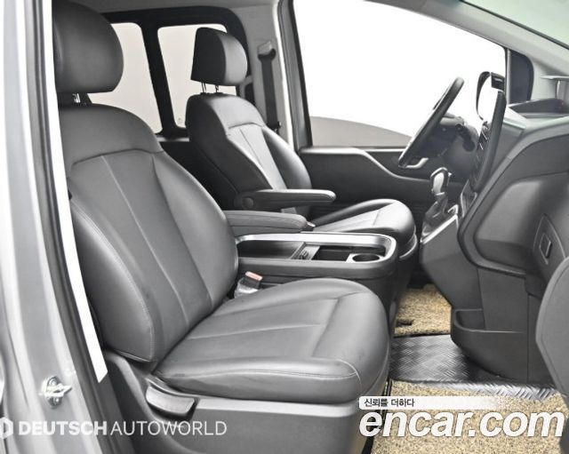 Hyundai Staria 2024 — photo 10