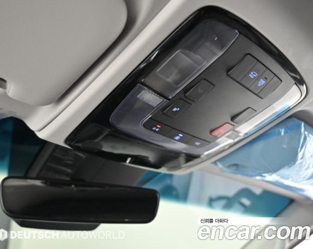 Hyundai Staria 2024 — photo 18