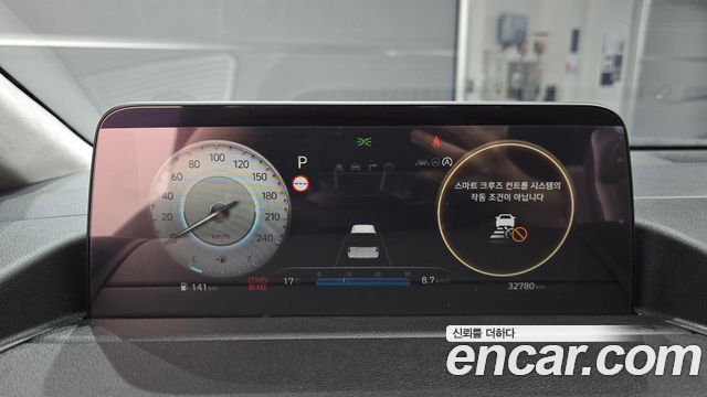 Hyundai Staria 2022 — photo 11
