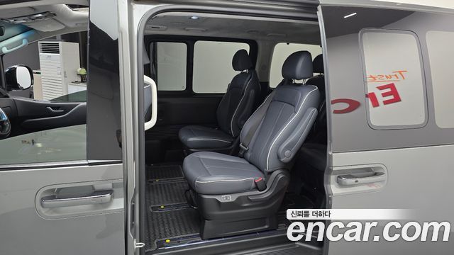 Hyundai Staria 2022 — photo 17