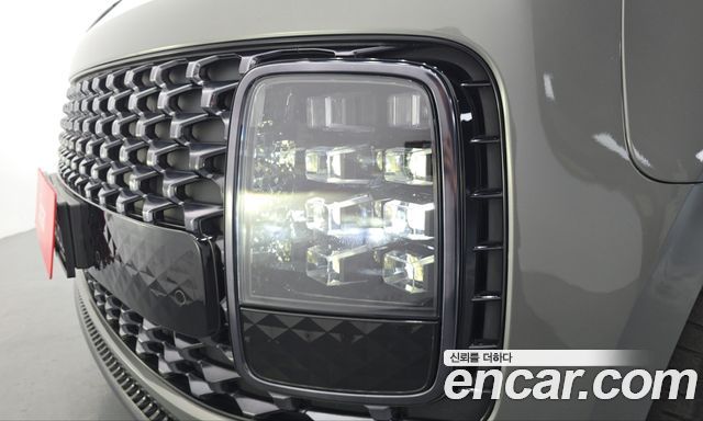 Hyundai Staria 2022 — photo 8
