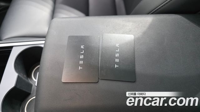 Tesla Model Y 2024 — photo 22