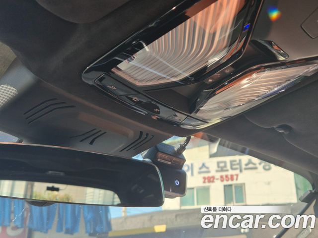 BMW X7 2022 — photo 9