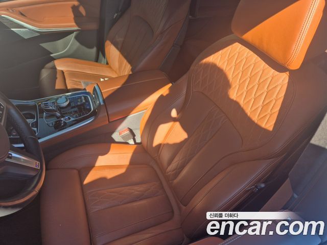 BMW X7 2022 — photo 10