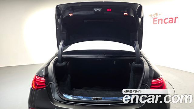 Mercedes-Benz S-Class 2022 — photo 25