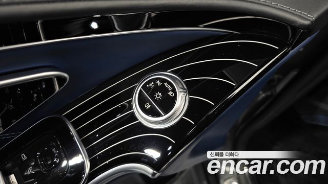 Mercedes-Benz S-Class 2022 — photo 31