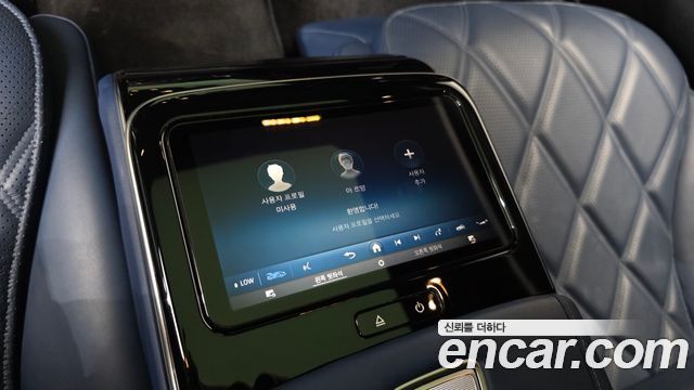 Mercedes-Benz S-Class 2022 — photo 32