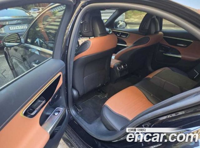 Mercedes-Benz C-Class 2023 — photo 7