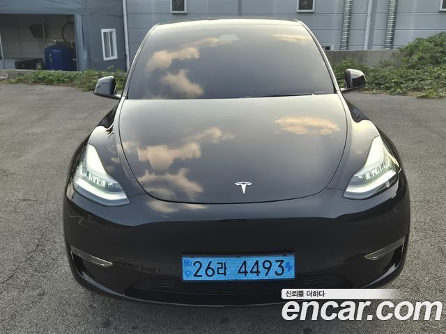 Tesla Model Y 2021 — photo 3