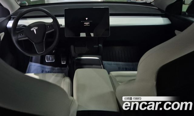 Tesla Model Y 2021 — photo 7