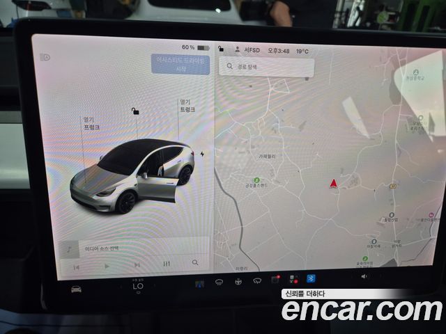 Tesla Model Y 2021 — photo 11