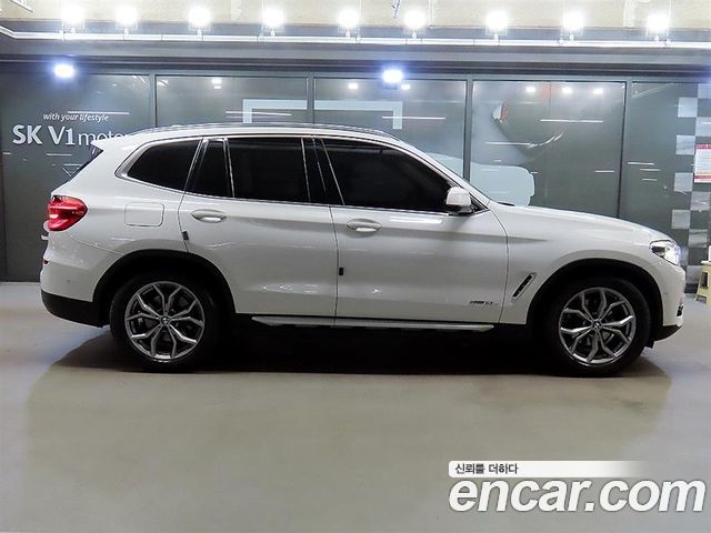 BMW X3 2018 — photo 3