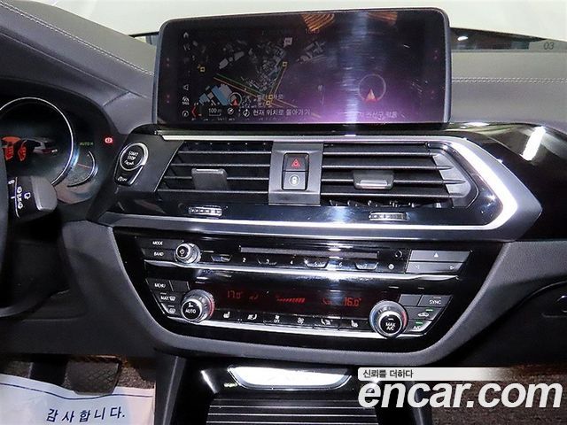 BMW X3 2018 — photo 11