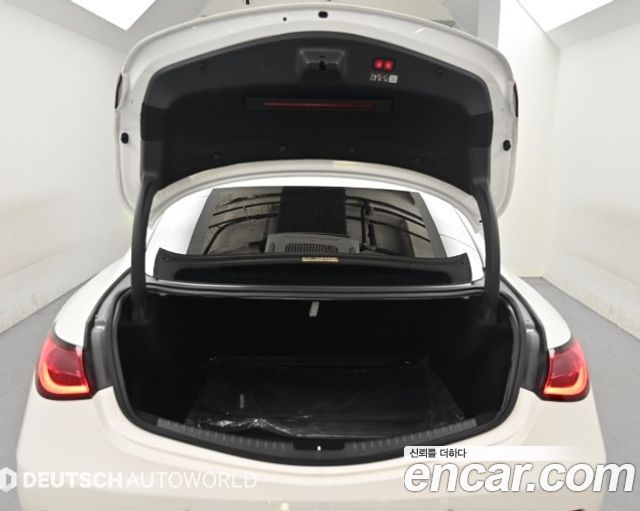 Mercedes-Benz CLE-Class 2024 — photo 19