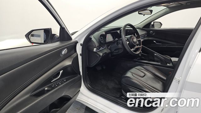 Hyundai AVANTE 2024 — photo 13