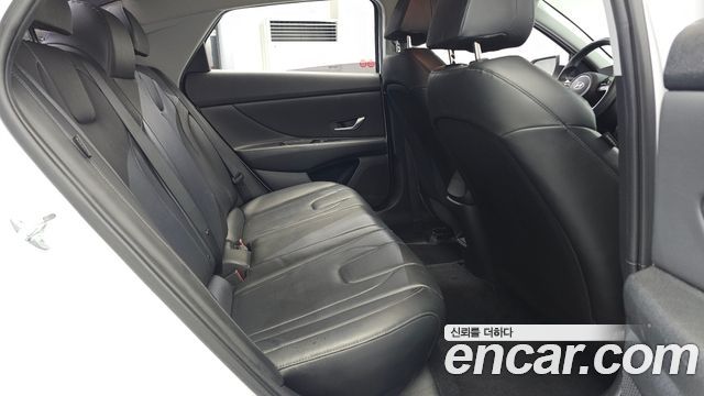 Hyundai AVANTE 2024 — photo 17