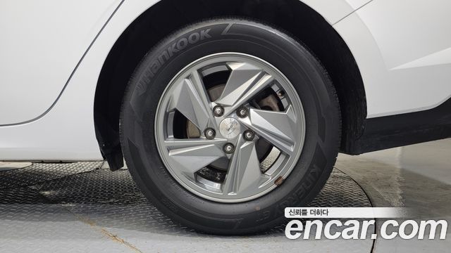 Hyundai AVANTE 2024 — photo 7
