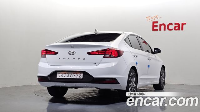 Hyundai AVANTE 2020 — photo 2