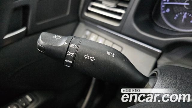 Hyundai AVANTE 2020 — photo 24
