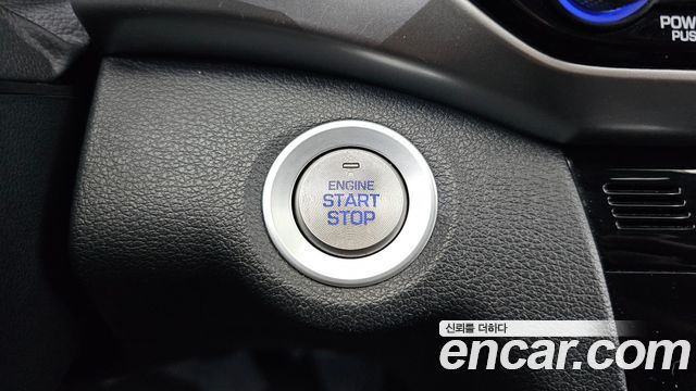 Hyundai AVANTE 2020 — photo 25