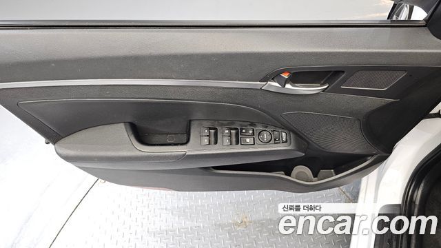 Hyundai AVANTE 2020 — photo 14