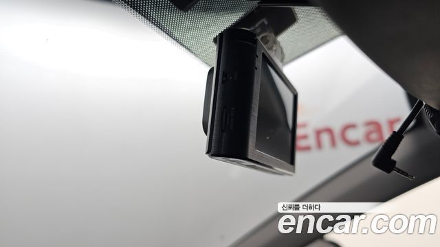 Hyundai AVANTE 2020 — photo 27