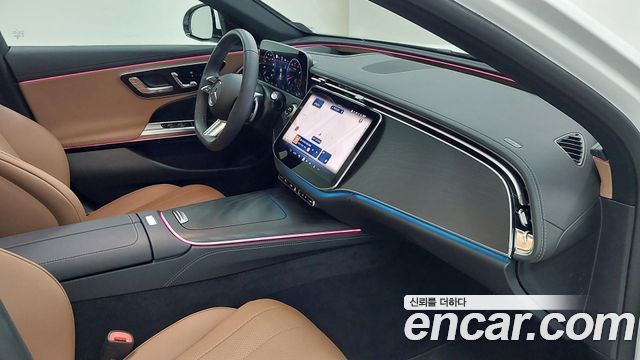 Mercedes-Benz E-Class 2026 — photo 9