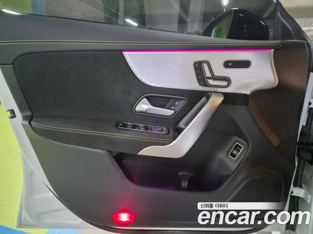 Mercedes-Benz CLA-Class 2021 — photo 15