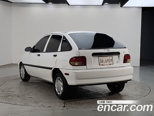 Kia Avella 1997 — photo 3