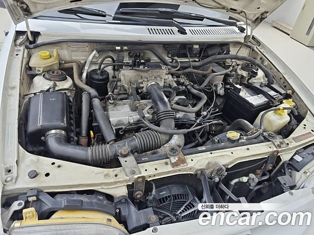 Kia Avella 1997 — photo 6